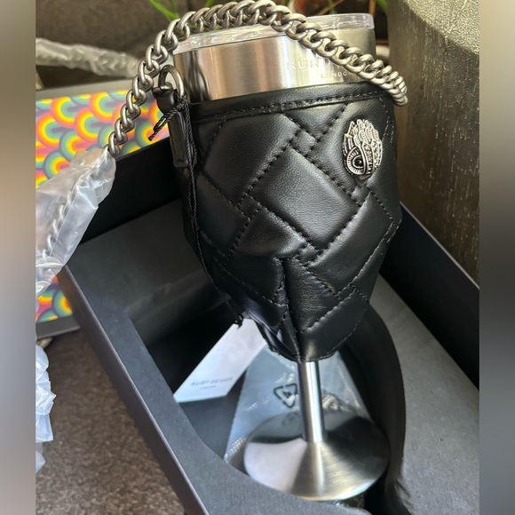 Authentic KURT GEIGER LONDON Leather wine sleeve crossbody w portable - Picture 5 of 15